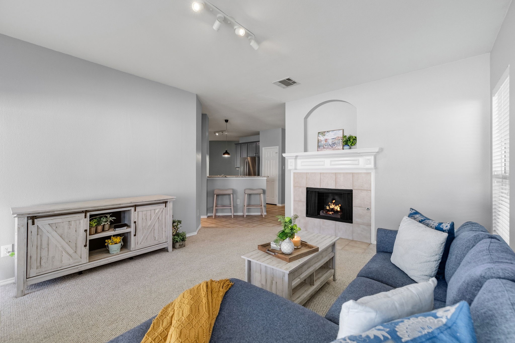 1629 Angel Lane