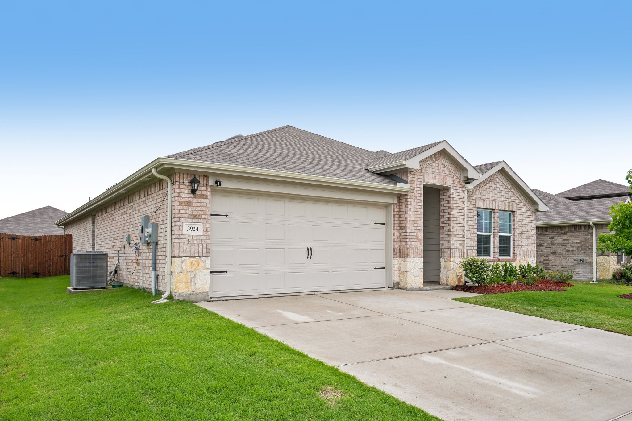 3924 Pinebluff Lane