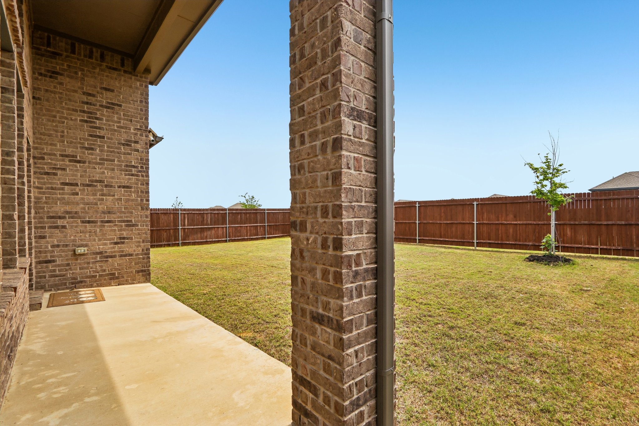 9808 Fall Brook Drive