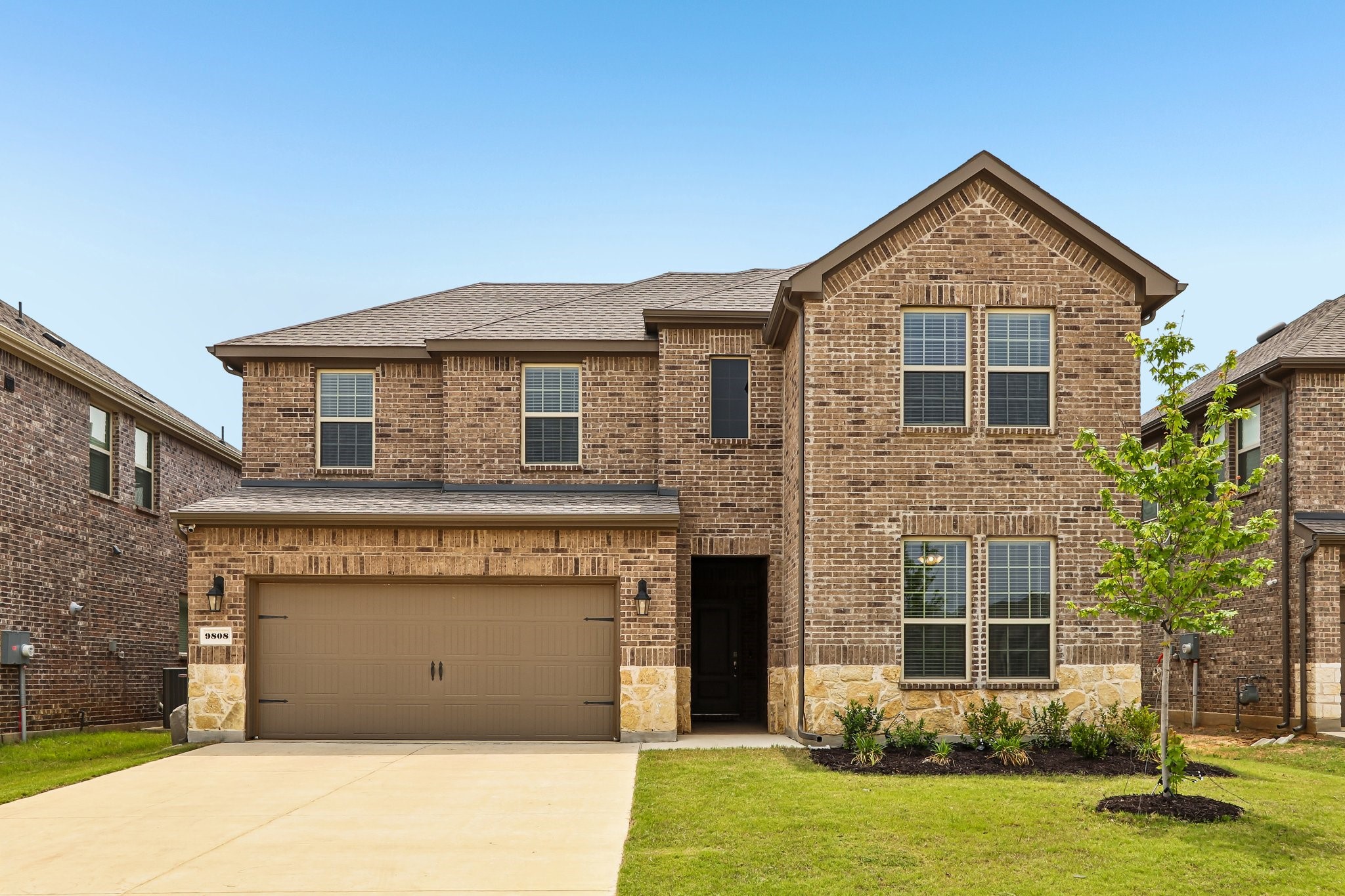 9808 Fall Brook Drive