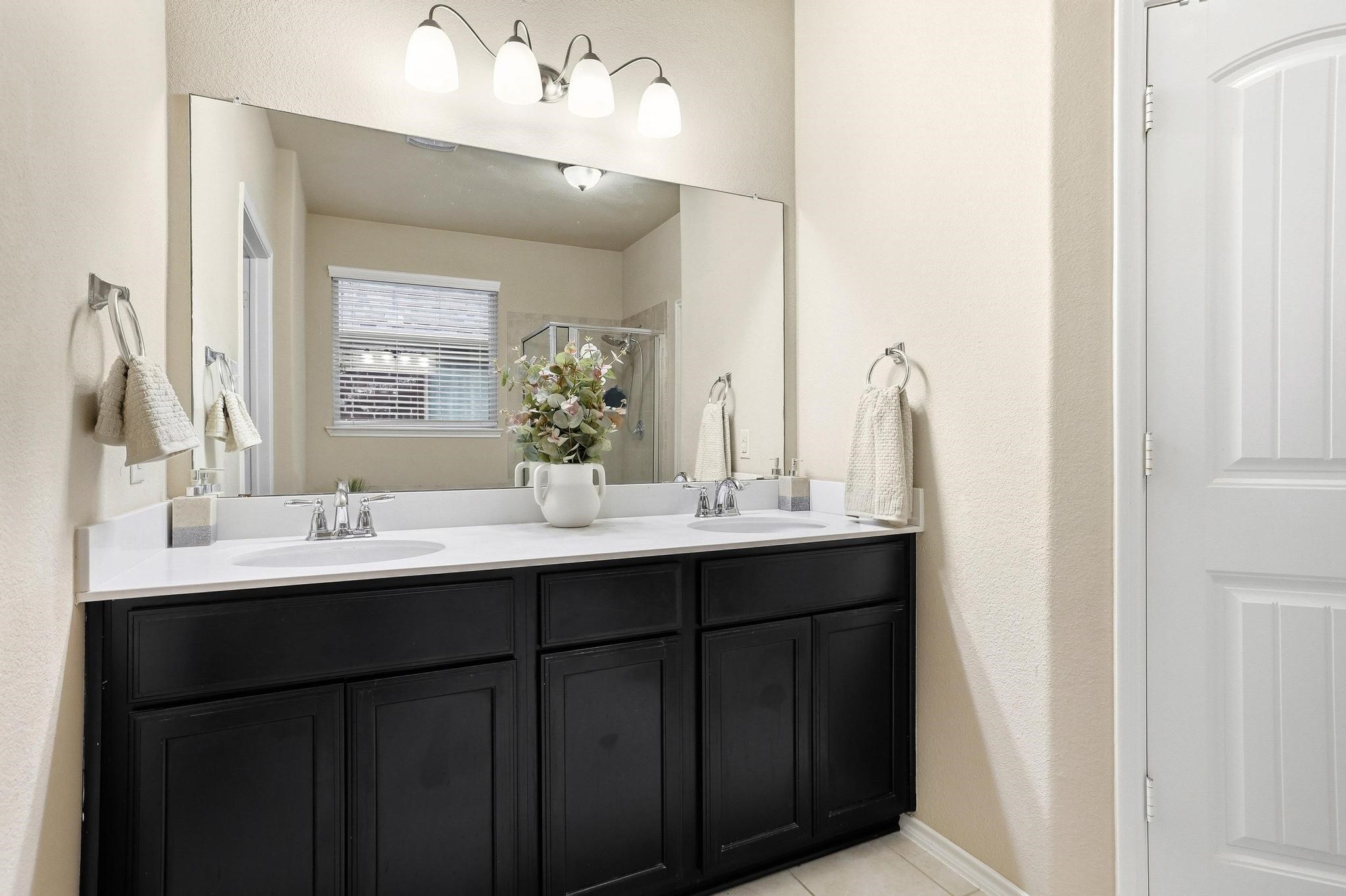 1213 Lake Worth Trail