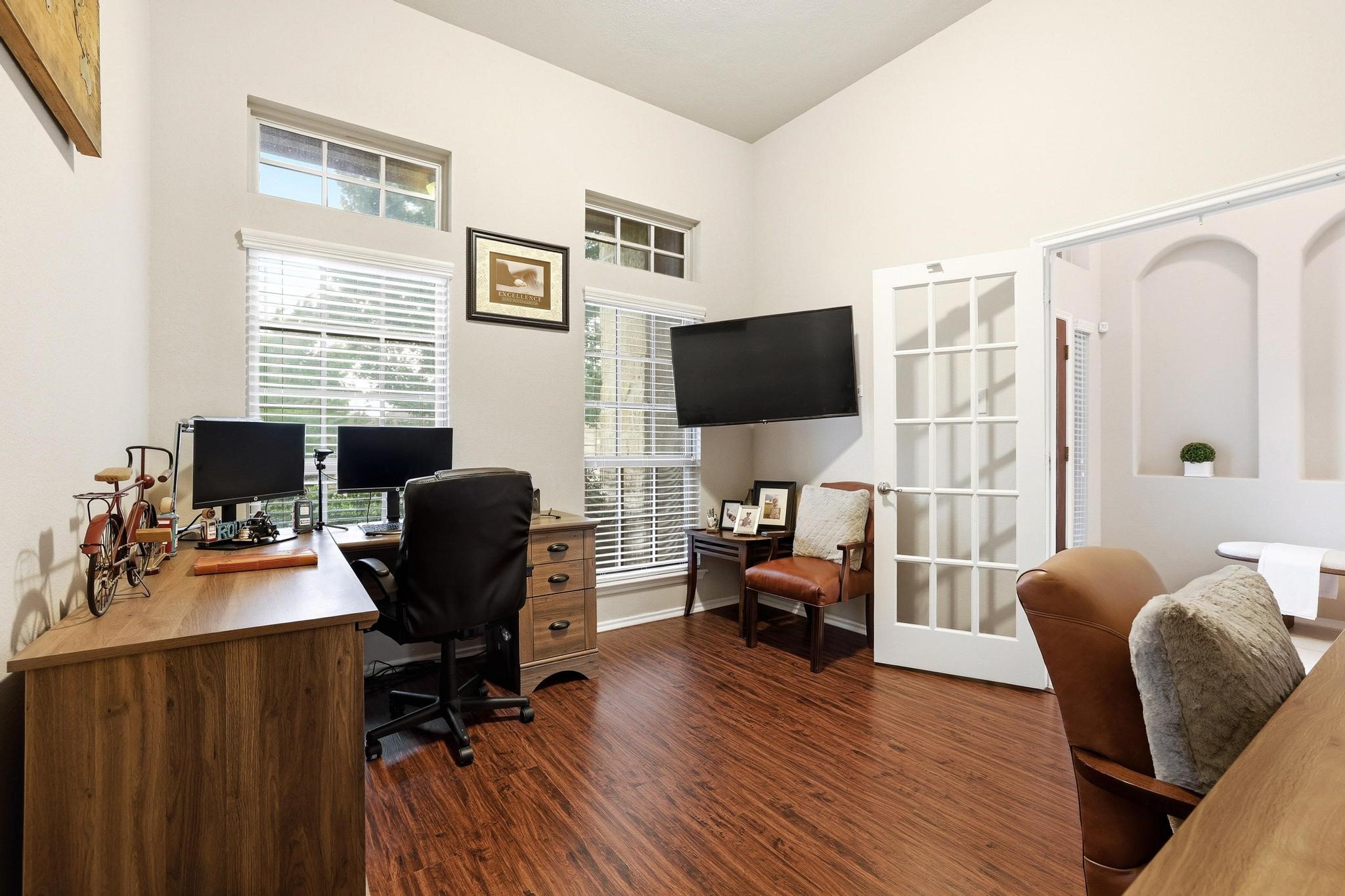 1213 Lake Worth Trail