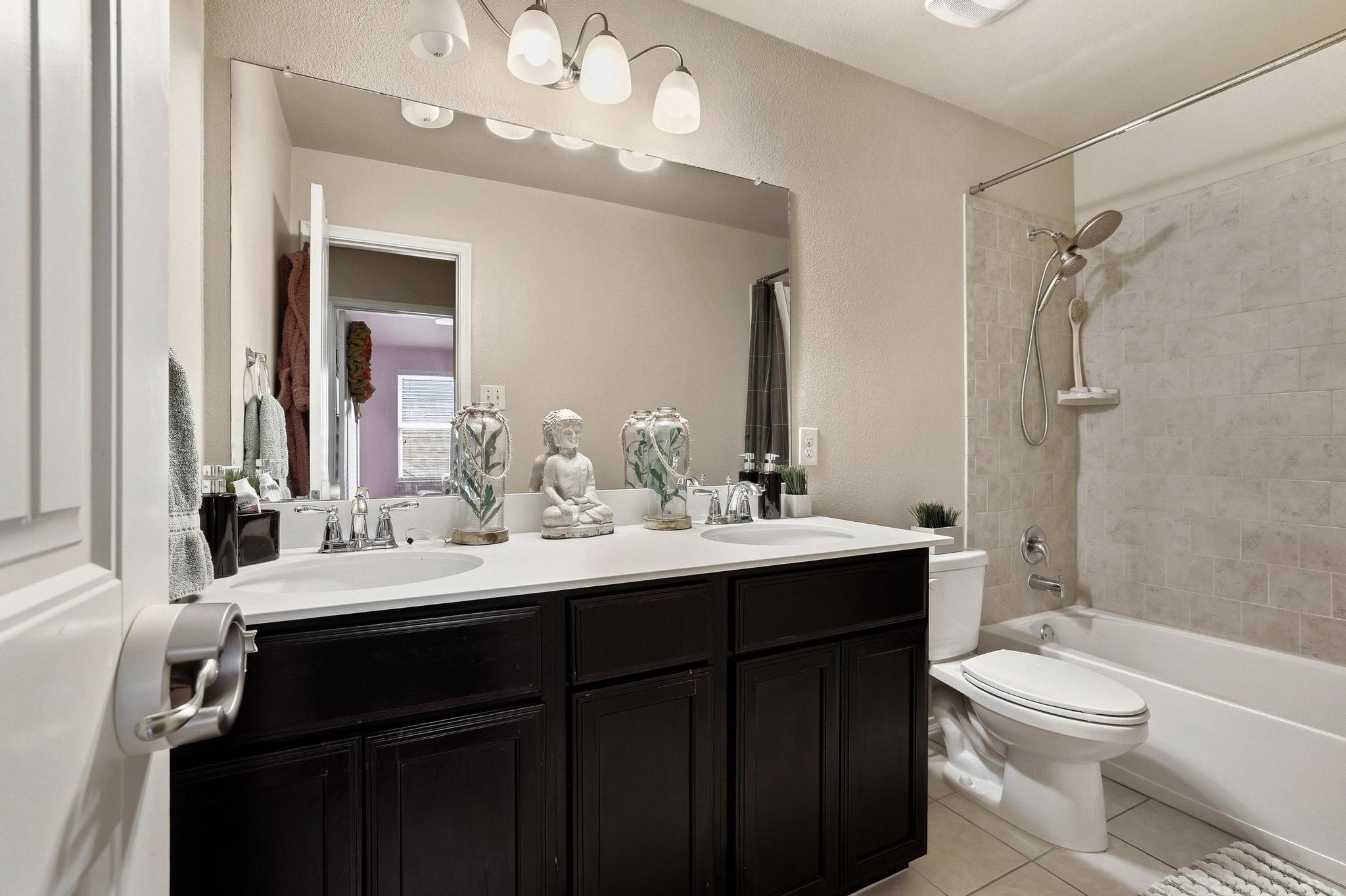 1213 Lake Worth Trail