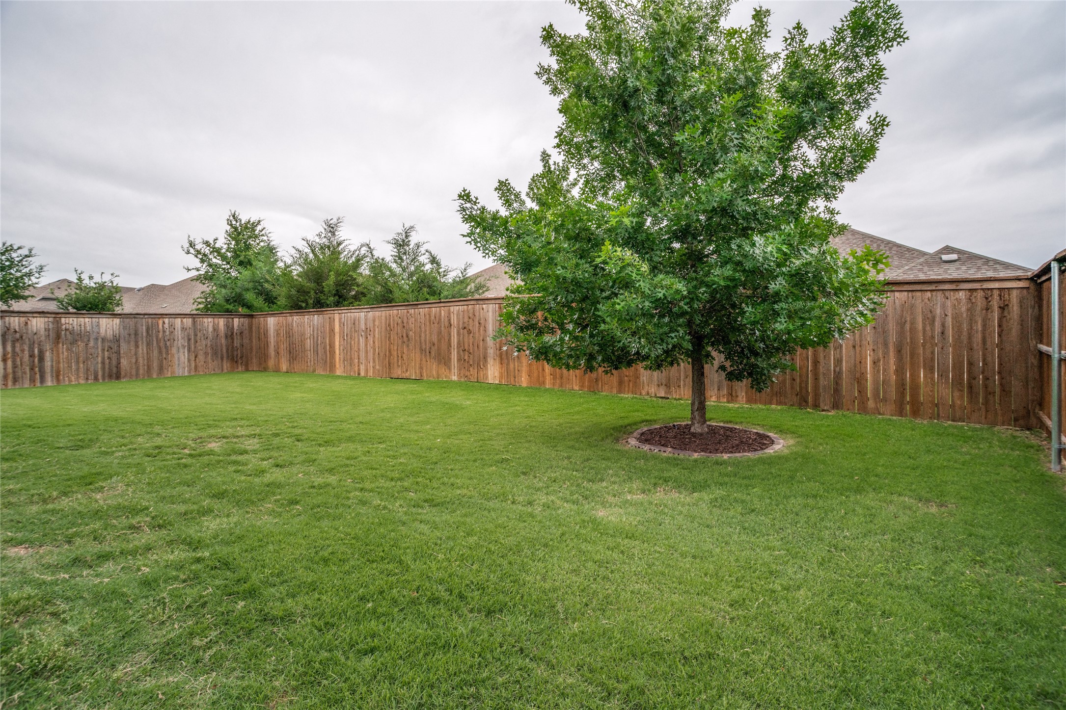 925 Royal Lane