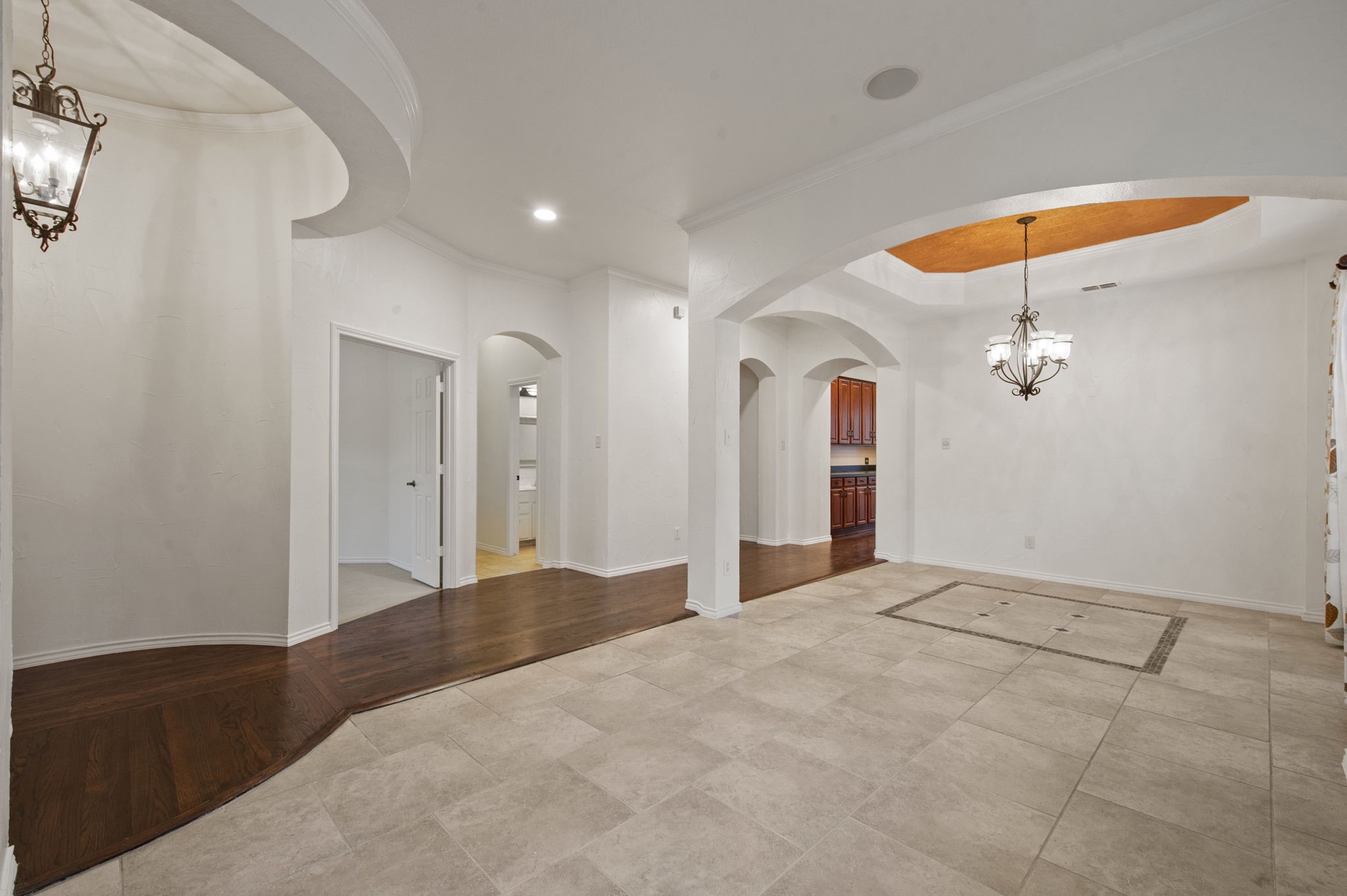 2404 Windgate Lane