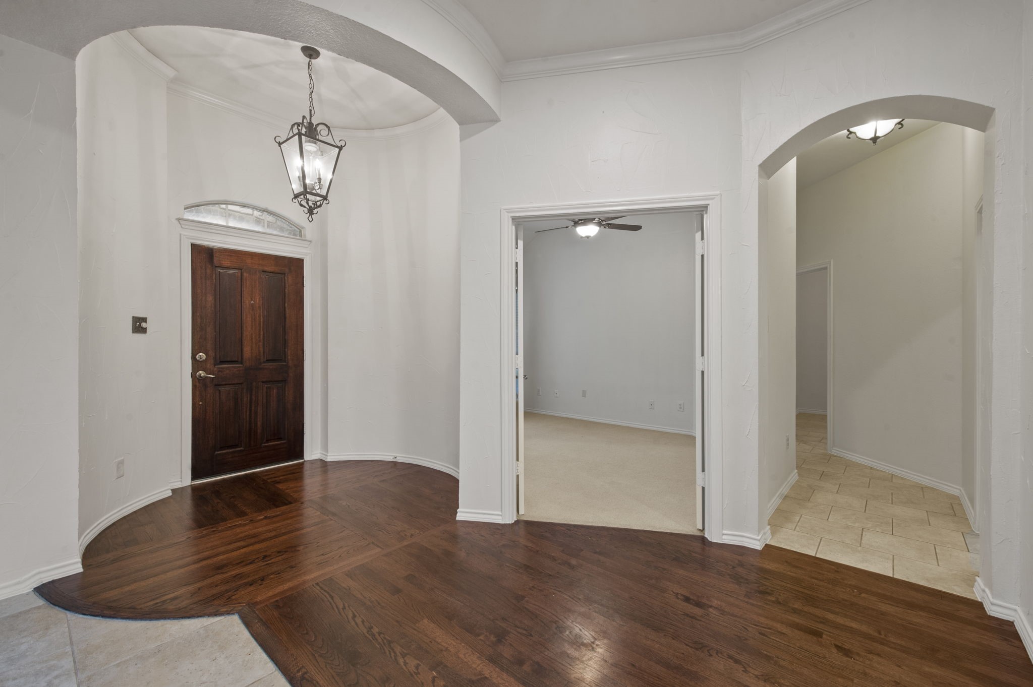2404 Windgate Lane