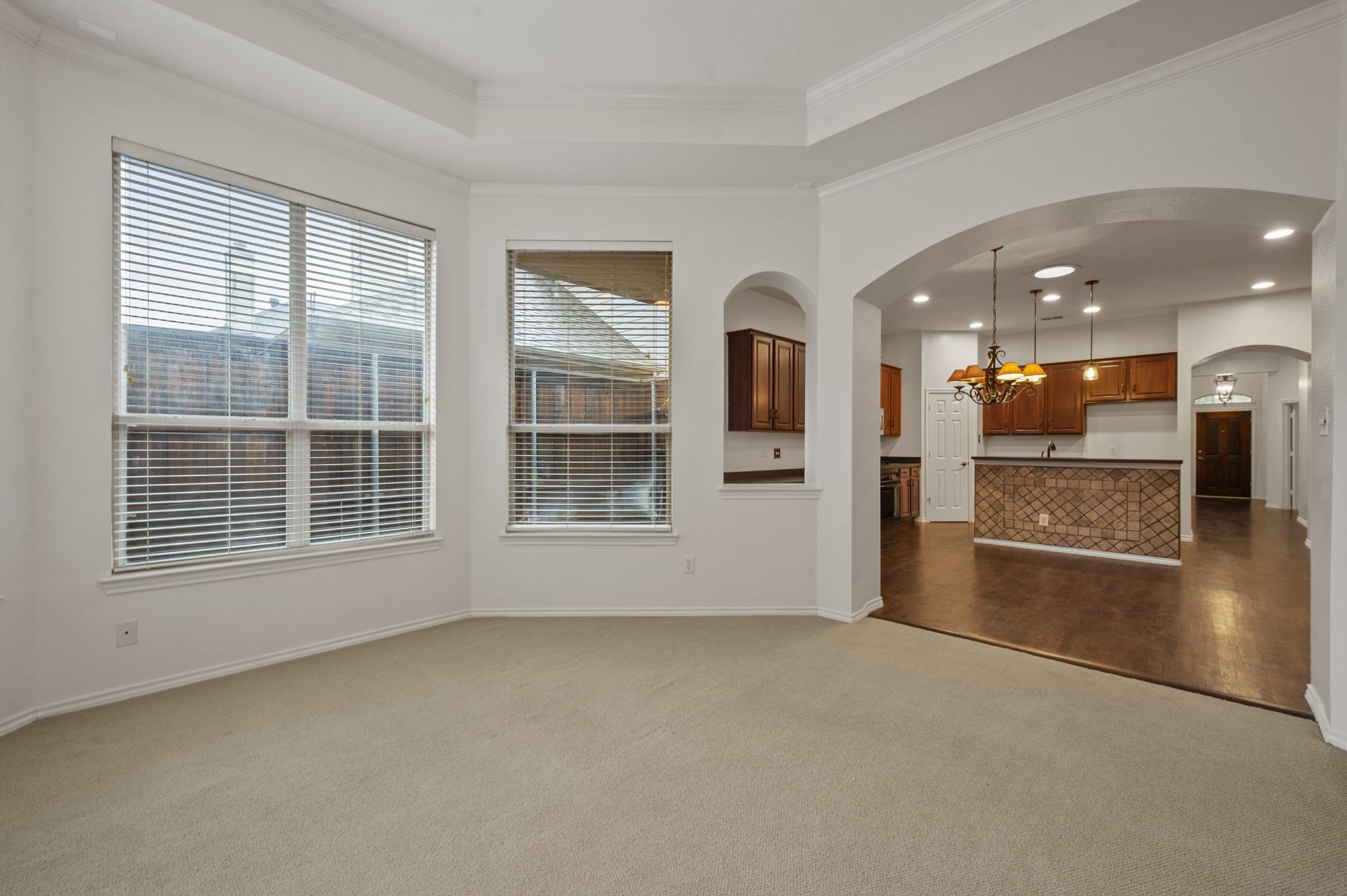 2404 Windgate Lane