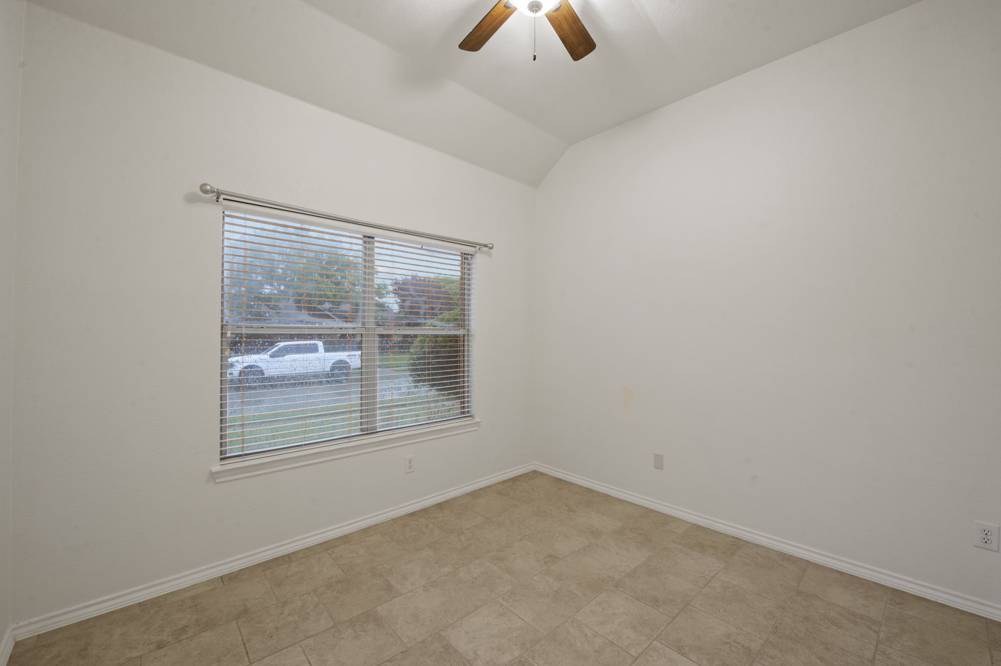 2404 Windgate Lane