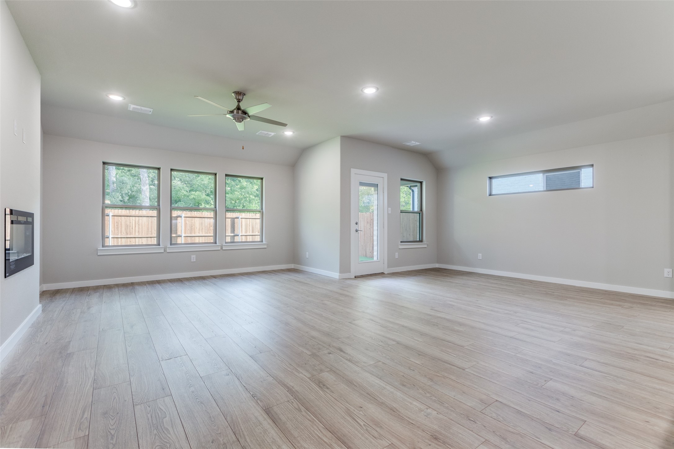 1113 Birchwood Lane