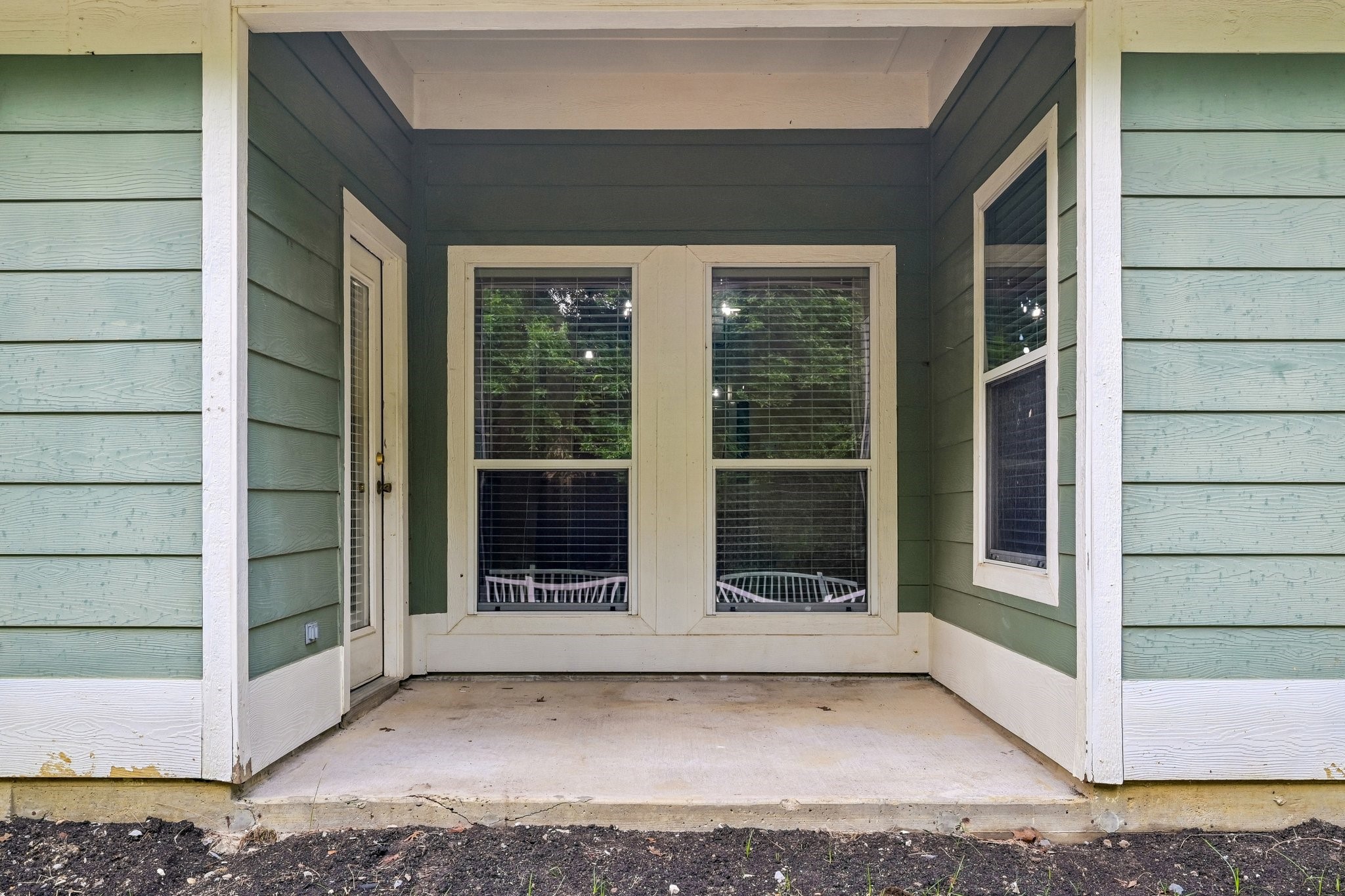 1321 Stone Mountain Parkway