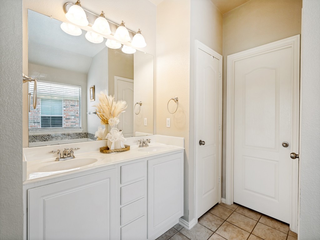2753 Cascade Cove