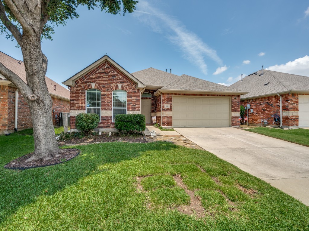2753 Cascade Cove