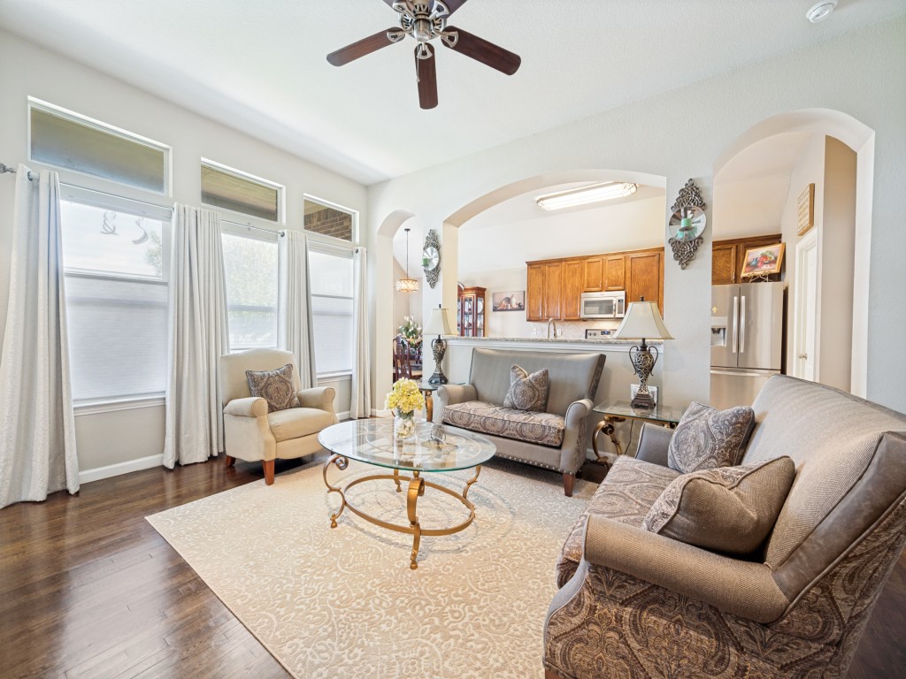 2753 Cascade Cove