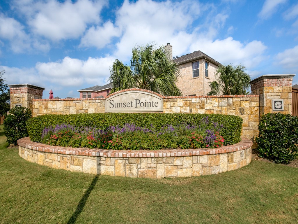 2753 Cascade Cove