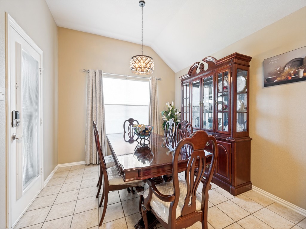 2753 Cascade Cove