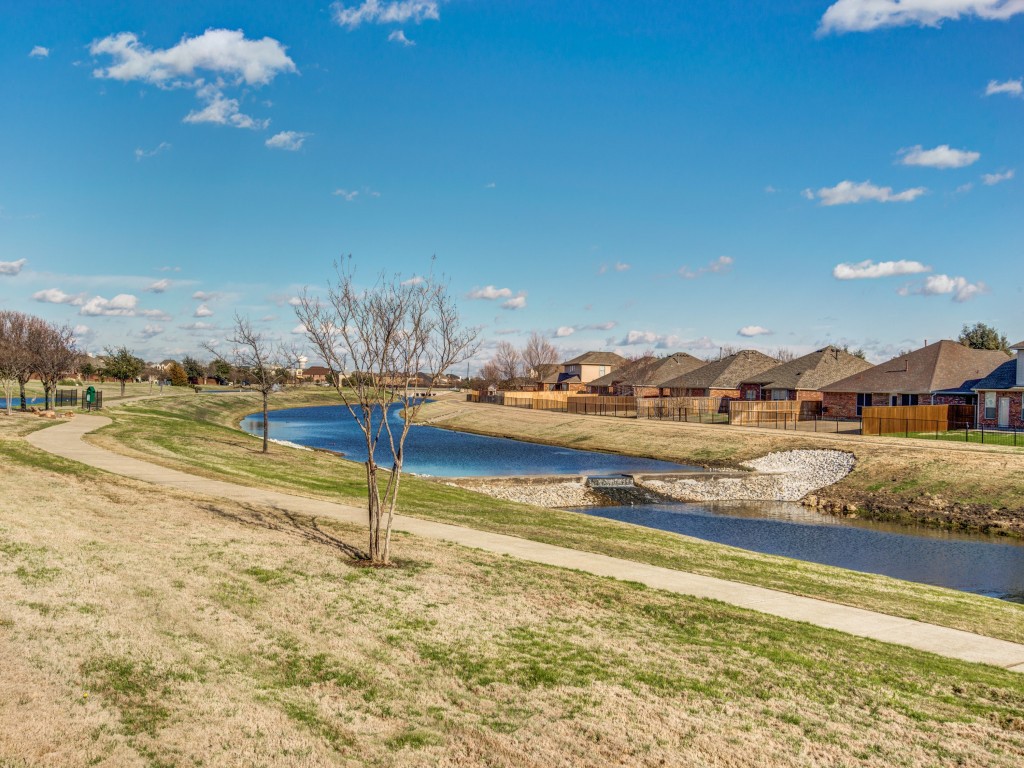 2753 Cascade Cove