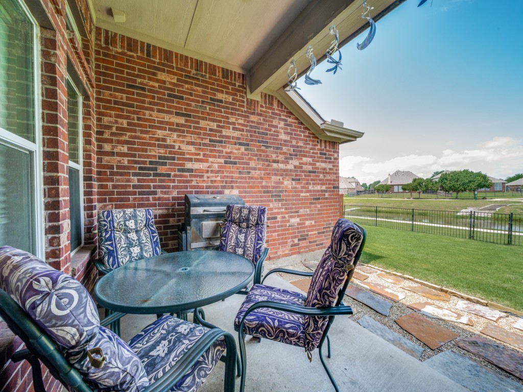 2753 Cascade Cove