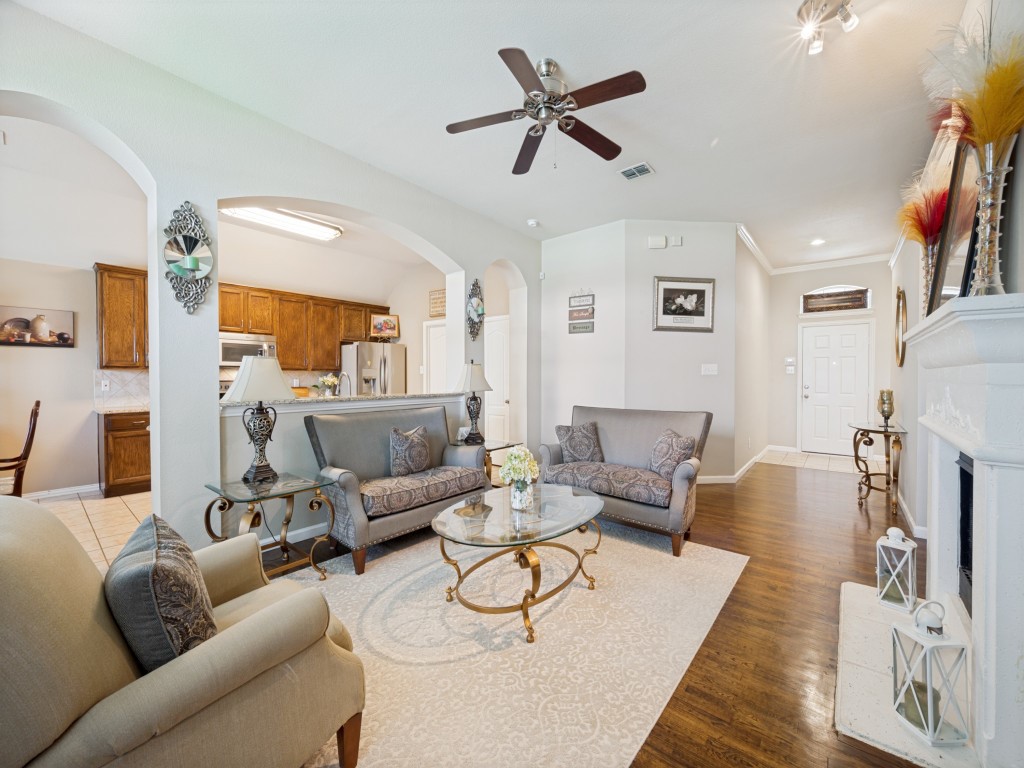 2753 Cascade Cove