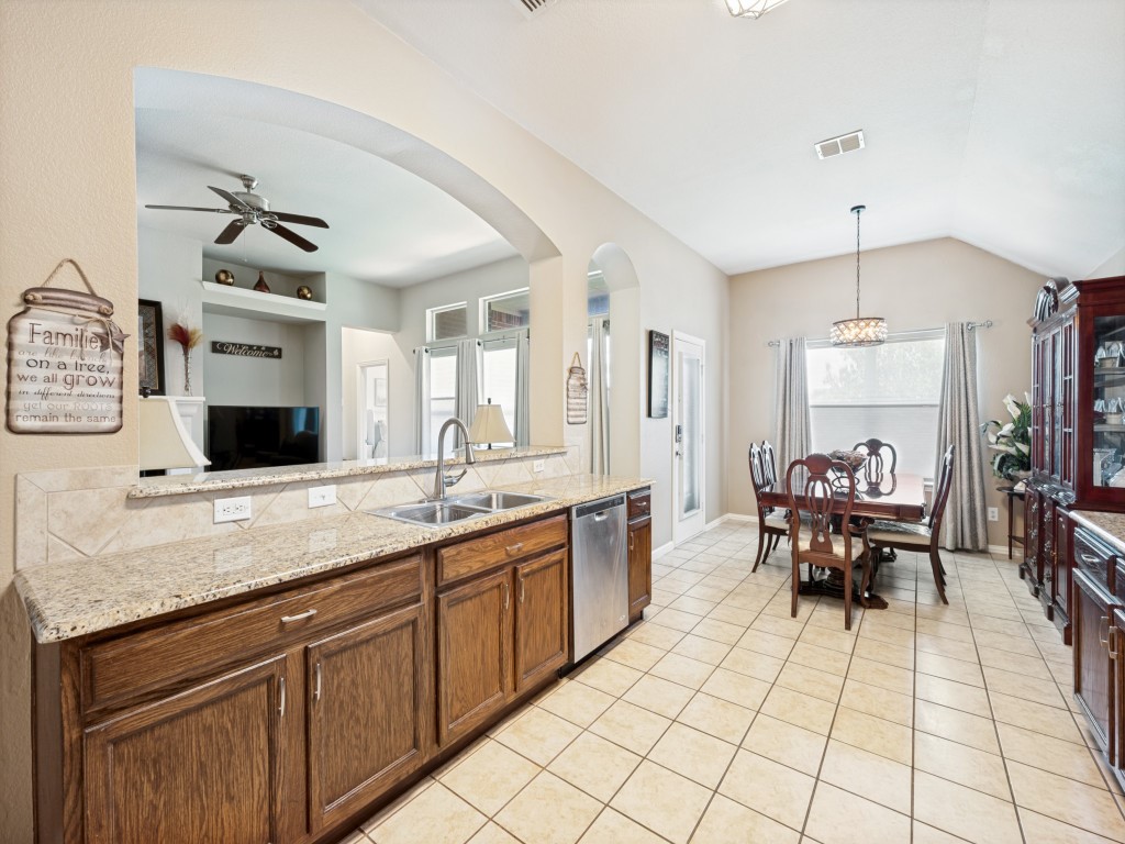 2753 Cascade Cove
