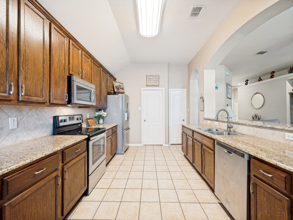 2753 Cascade Cove