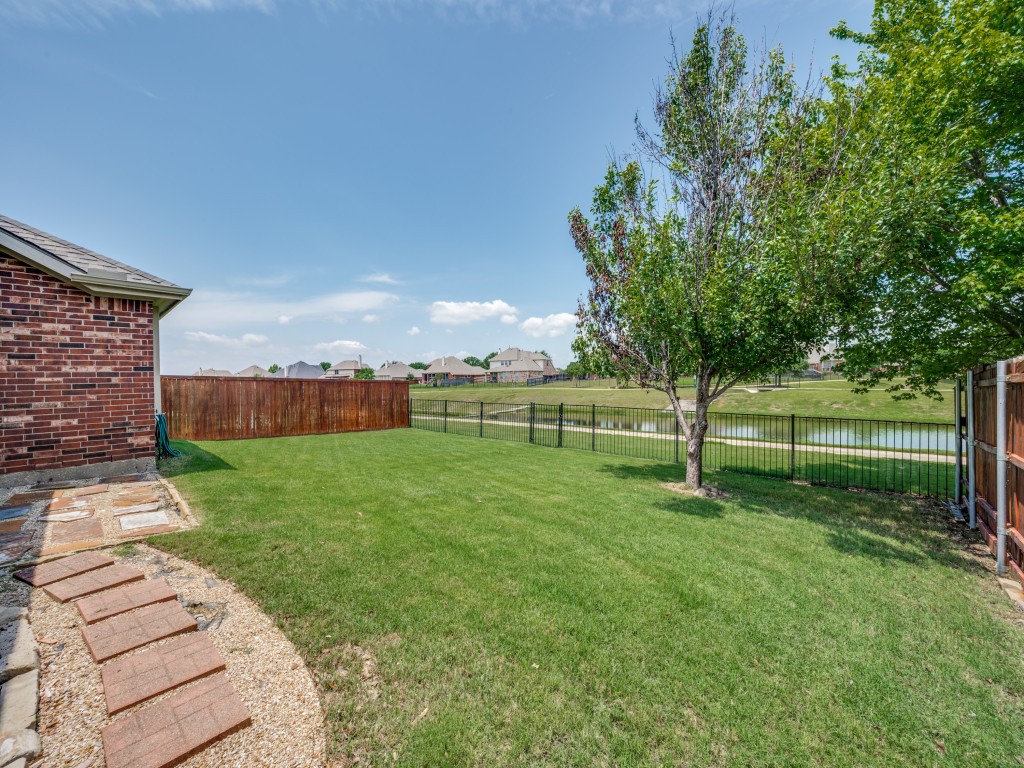 2753 Cascade Cove
