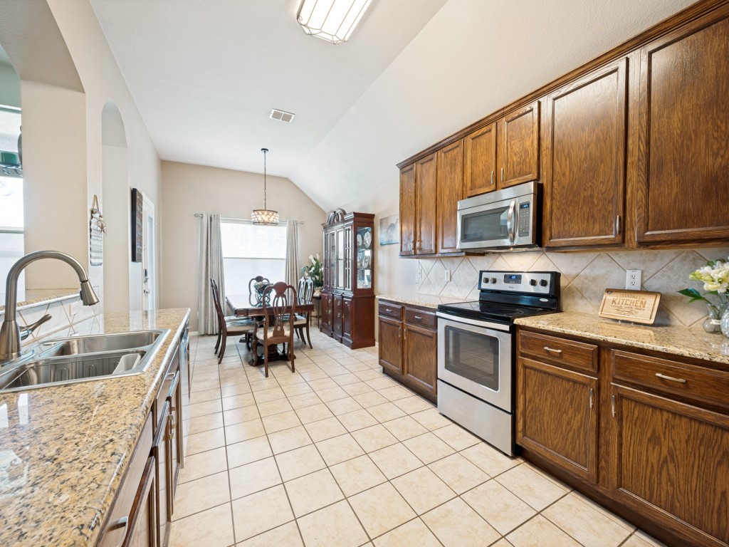 2753 Cascade Cove