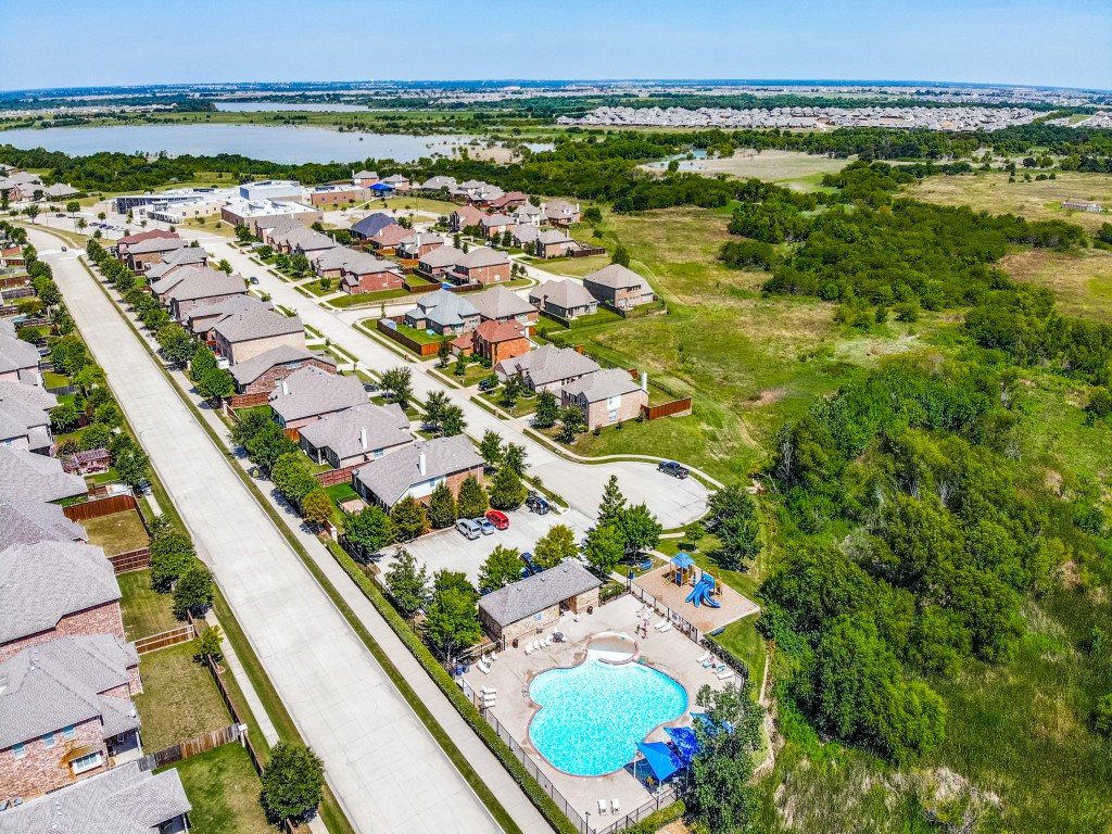 2753 Cascade Cove
