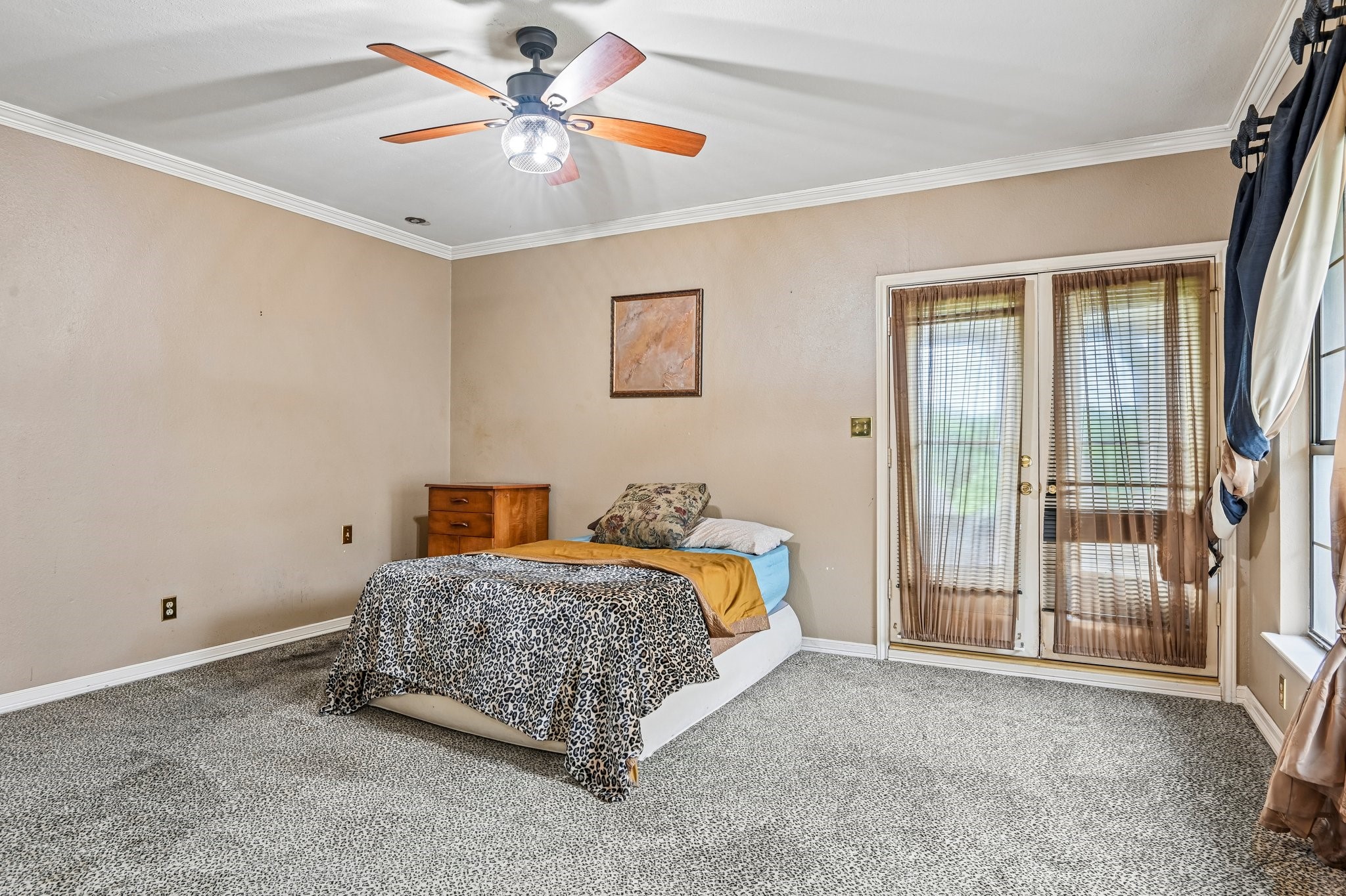 128 Sceptre Drive