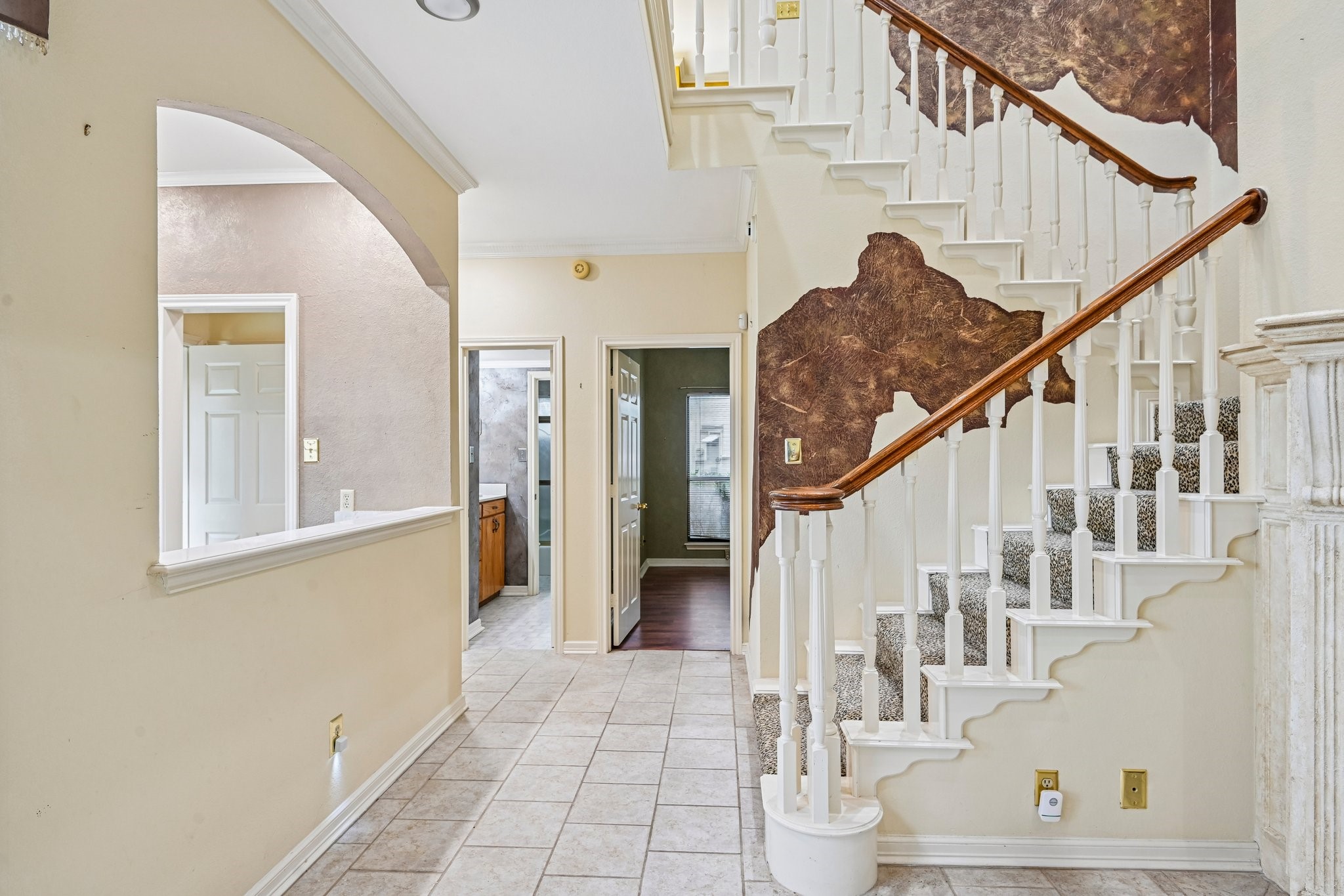 128 Sceptre Drive