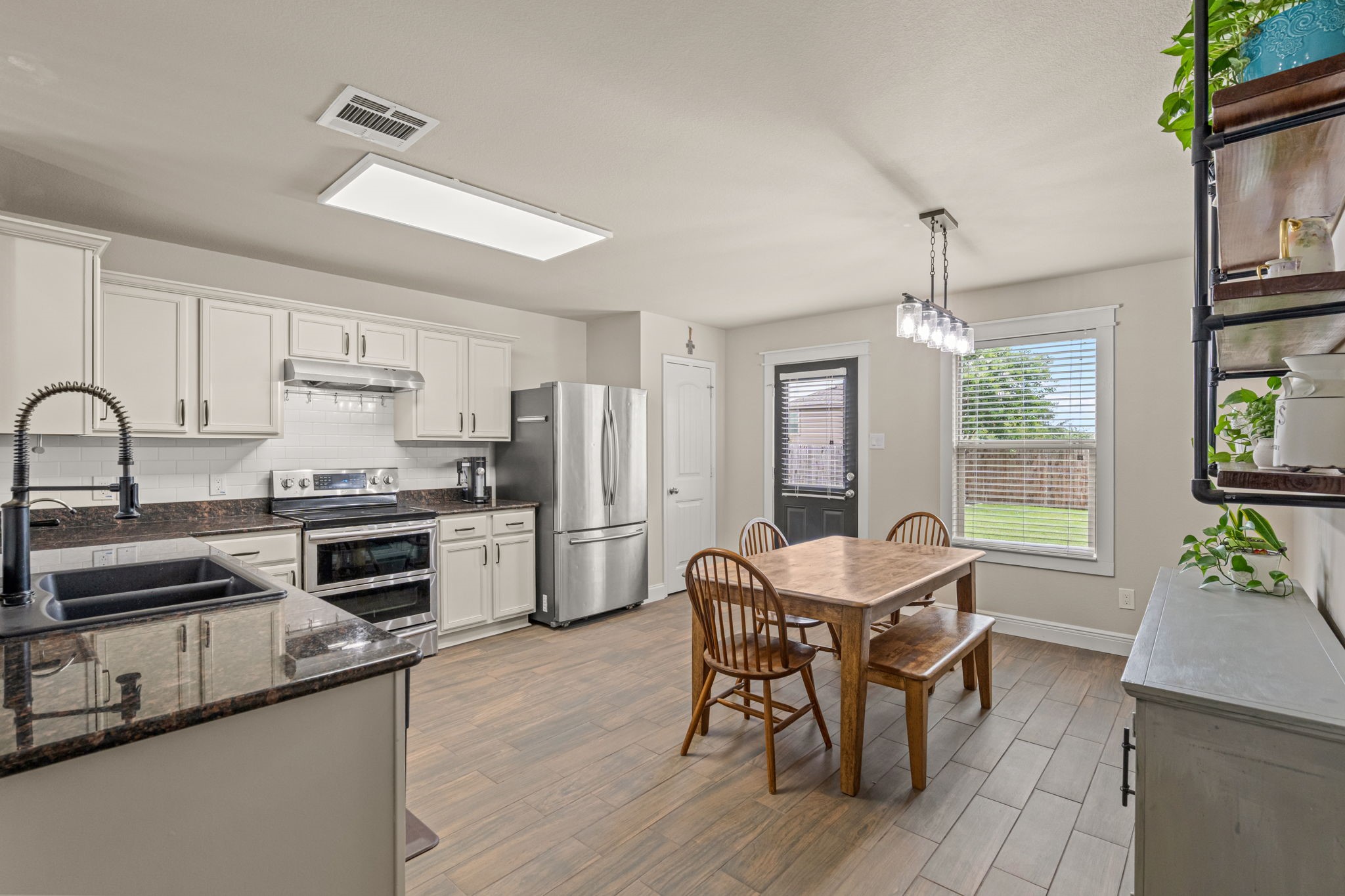 433 Andalusian Trail