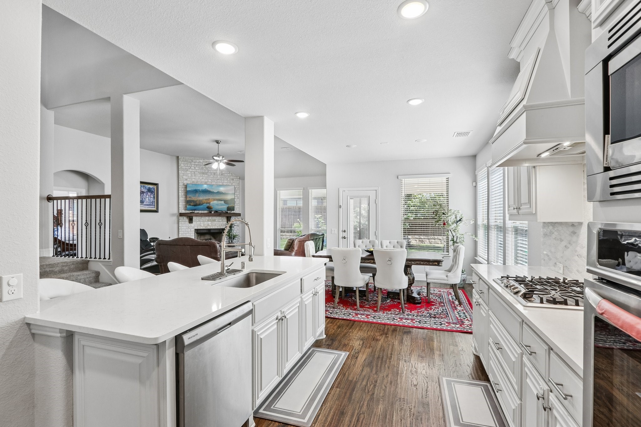 1409 Thrasher Drive