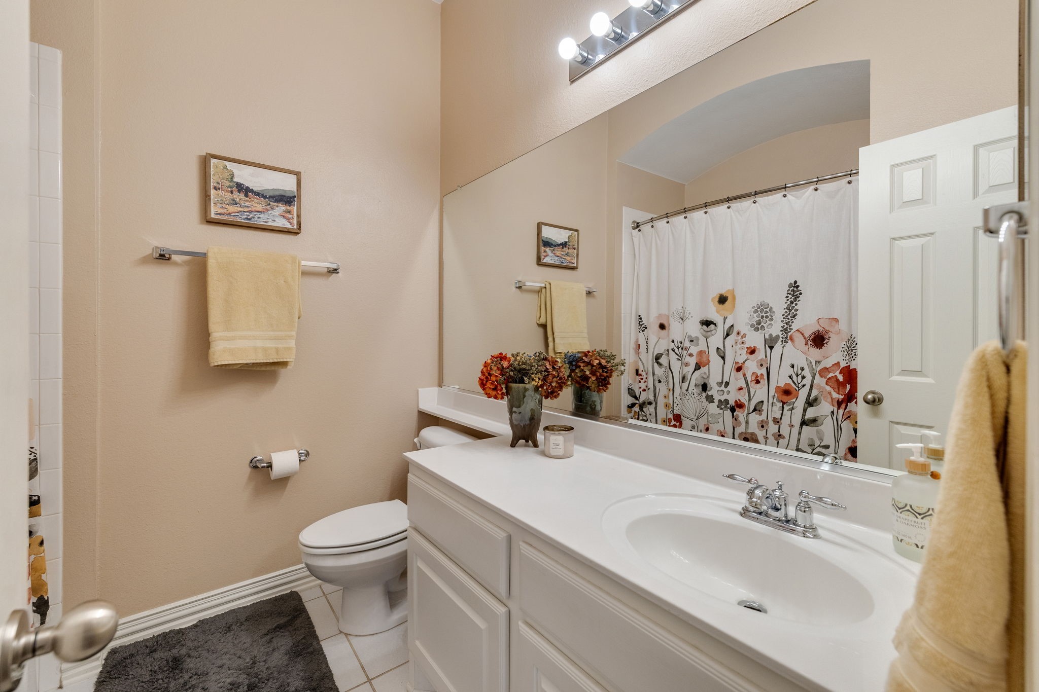 10051 Beachwood Drive