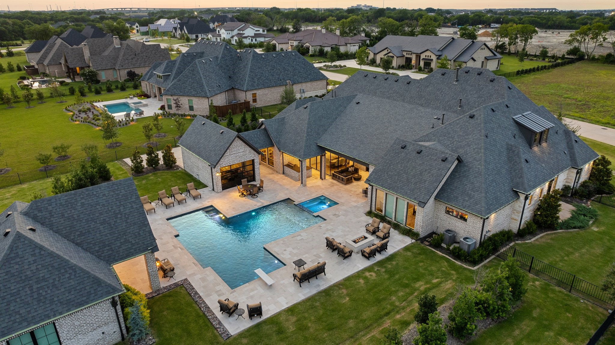 660 Louise Drive