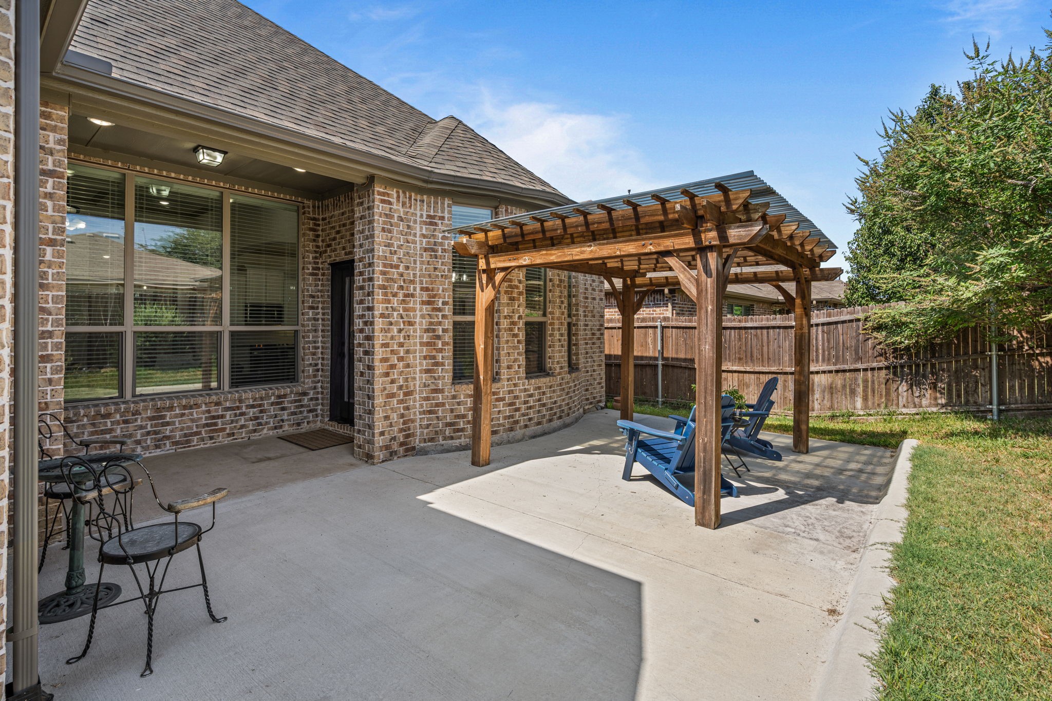 841 Lake Meadow Lane