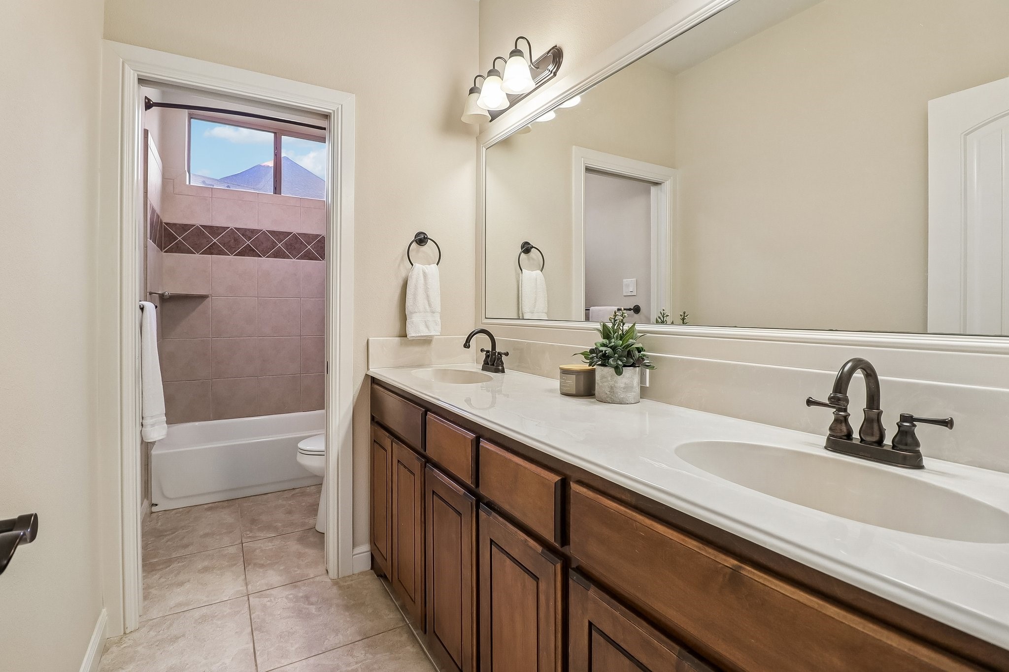 7209 Hill Country Court
