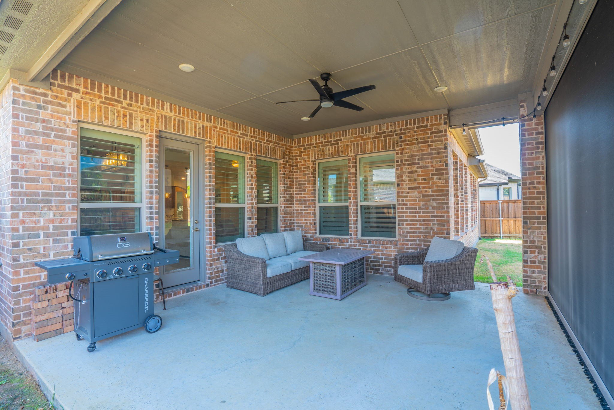 8116 Maybury