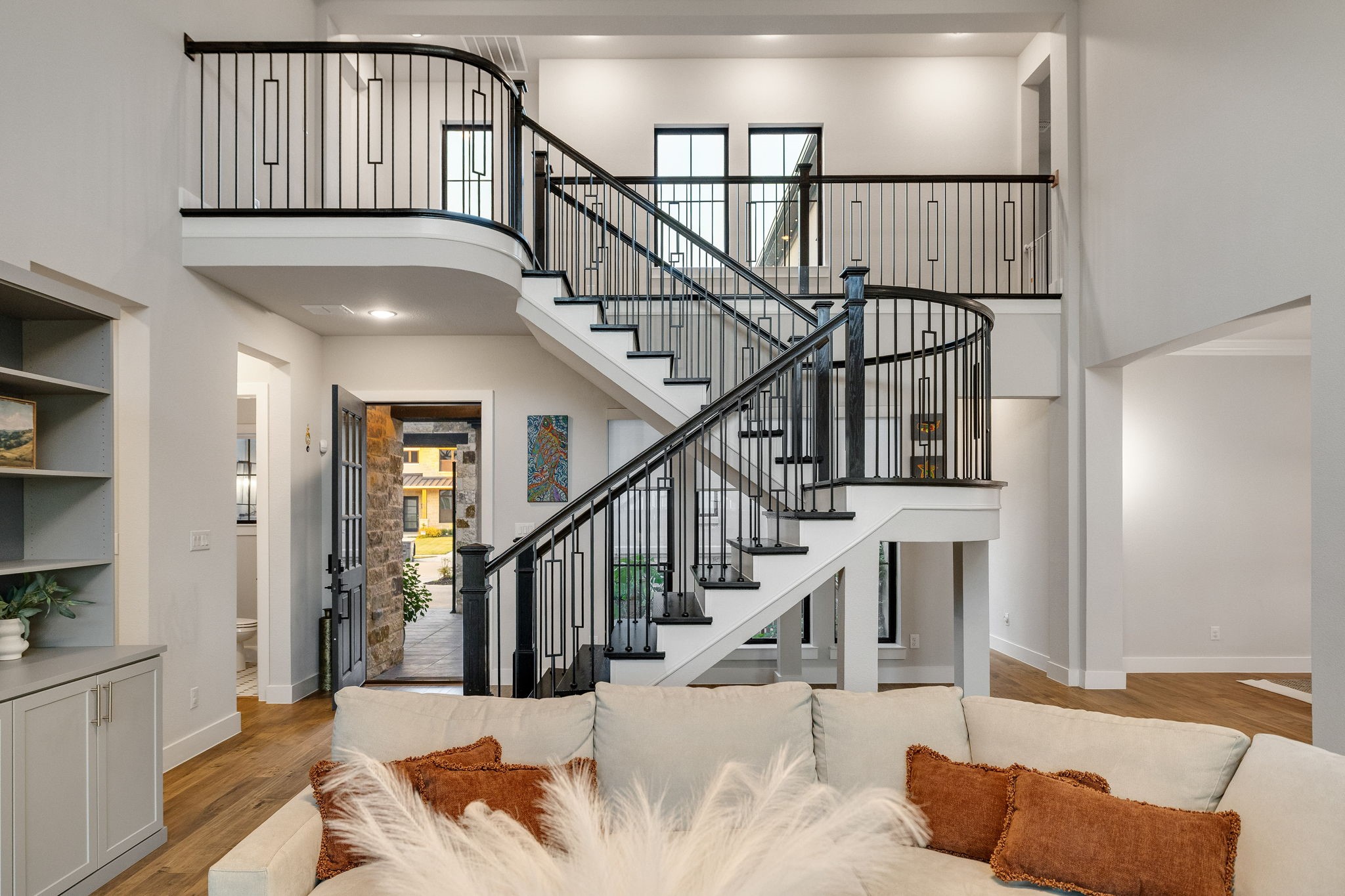 2421 Heathrow Lane