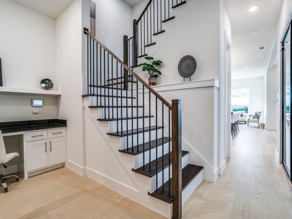 7404 Collin McKinney Parkway