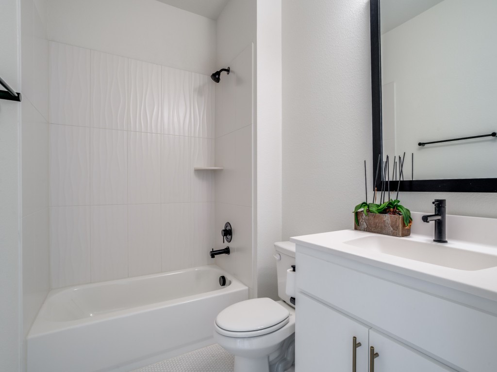 7404 Collin McKinney Parkway