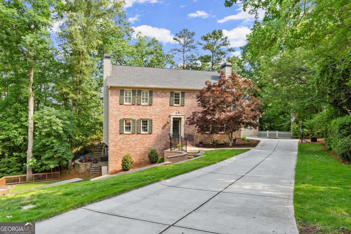 370 Kelson Drive