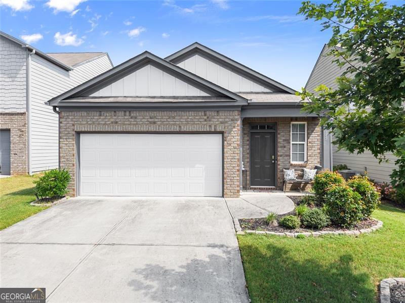 185 Ivey Hollow Circle