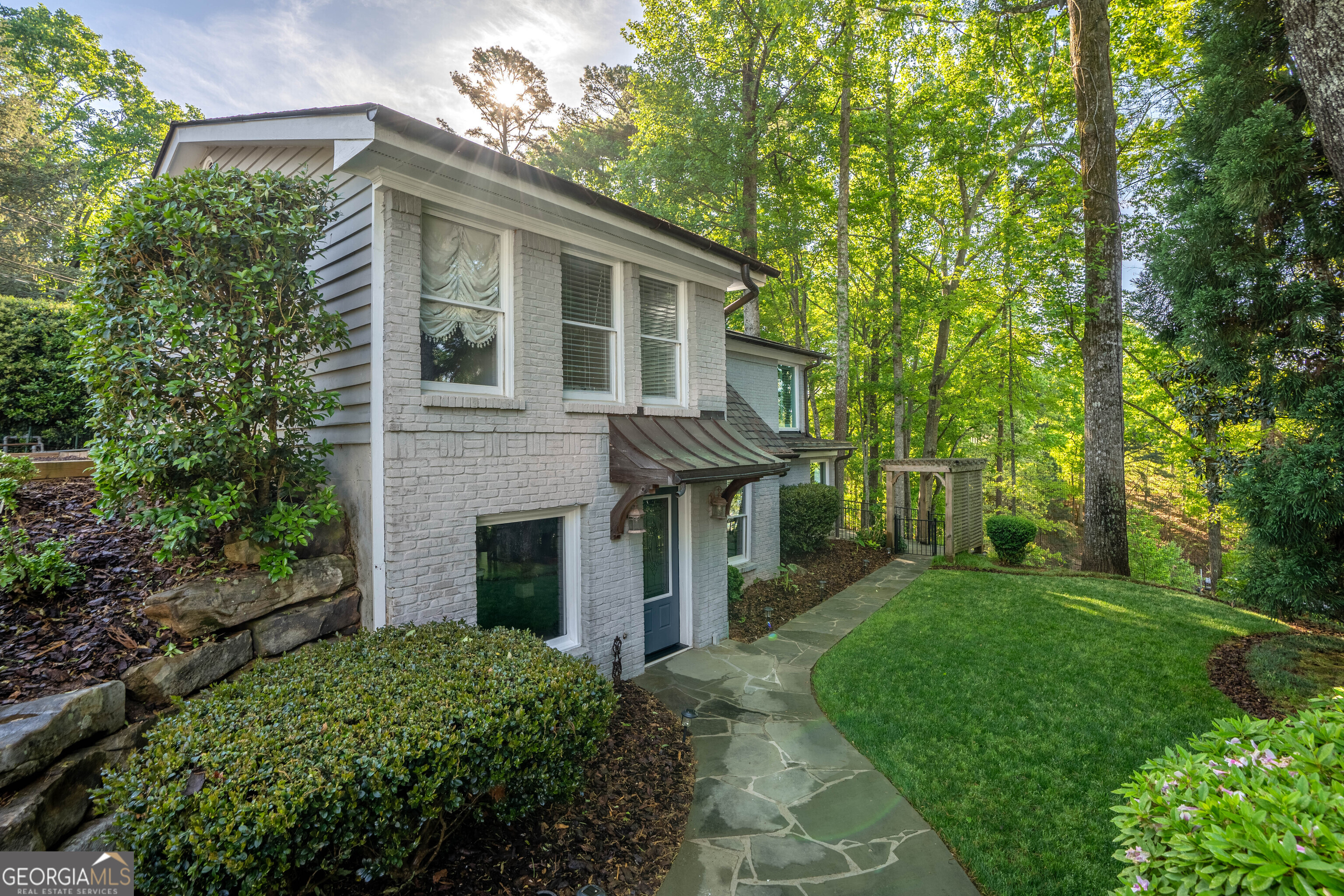 5983 Nachoochee Trail