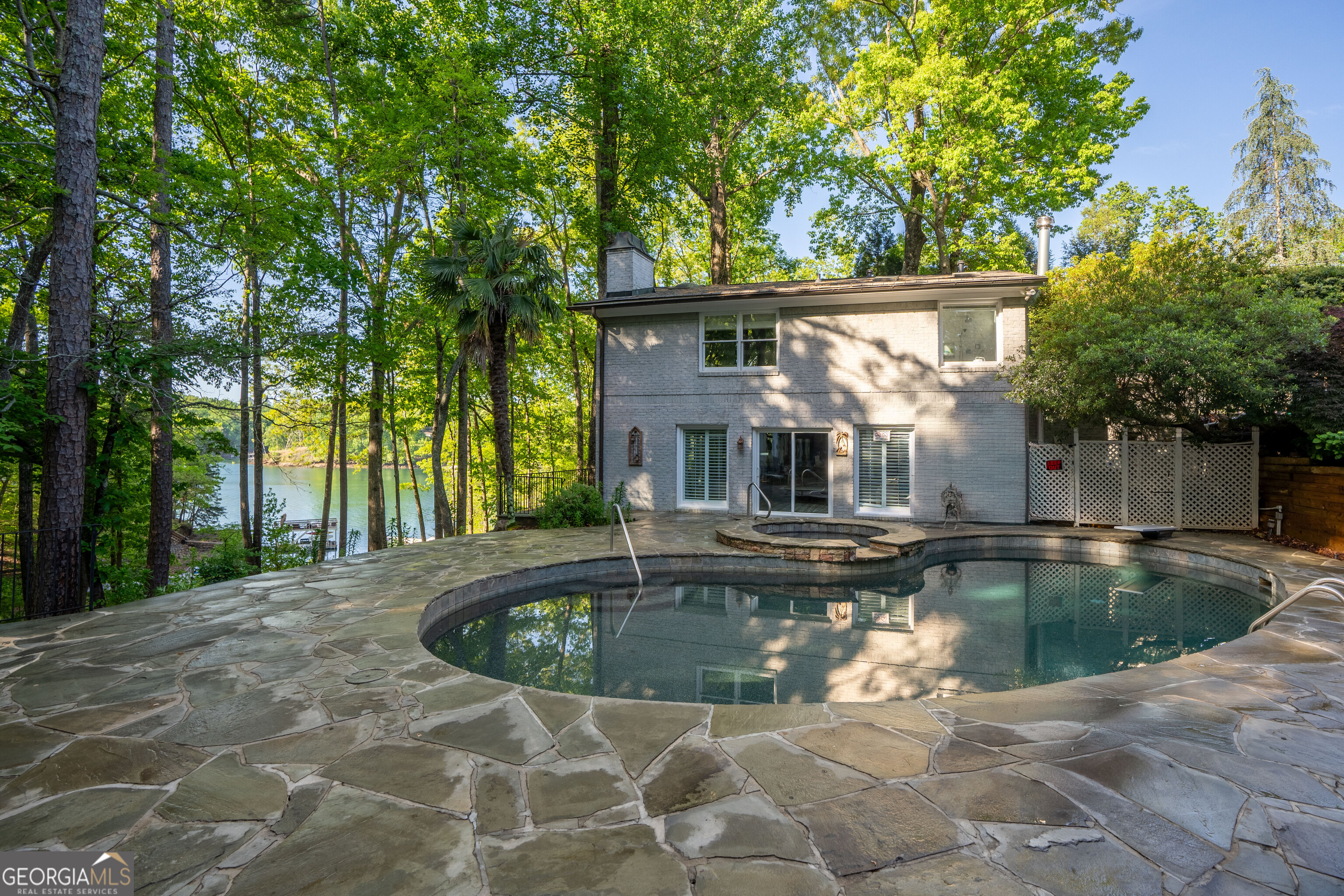 5983 Nachoochee Trail