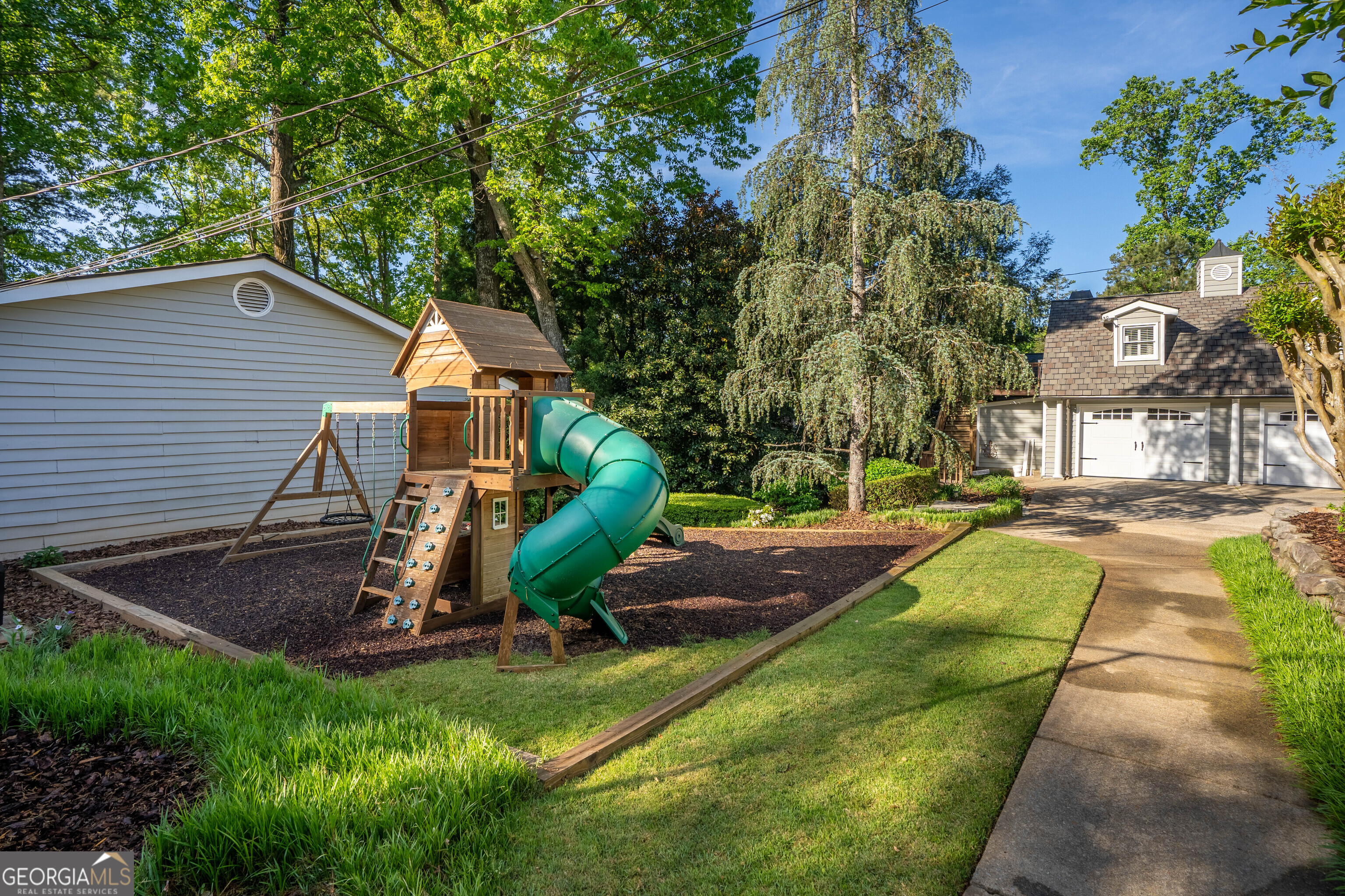 5983 Nachoochee Trail