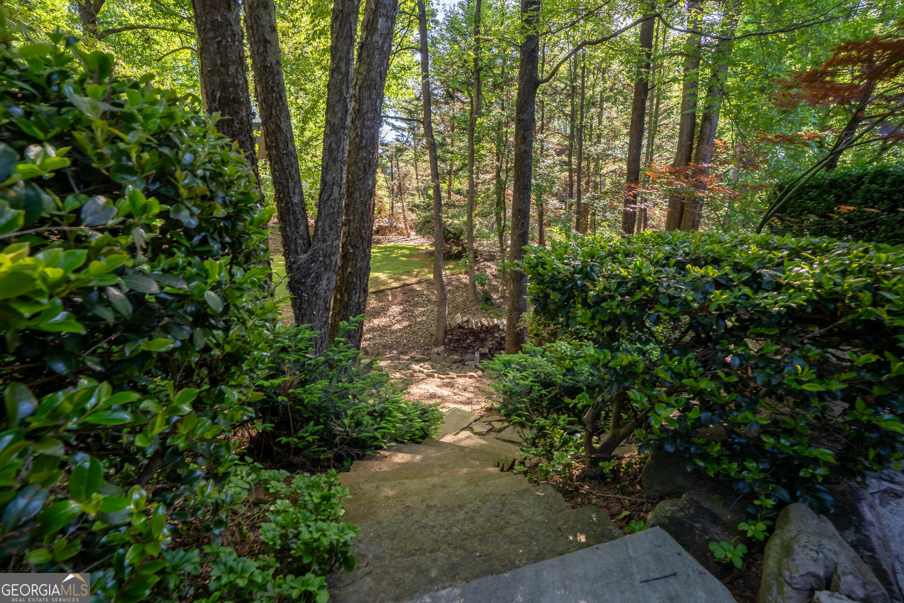 5983 Nachoochee Trail