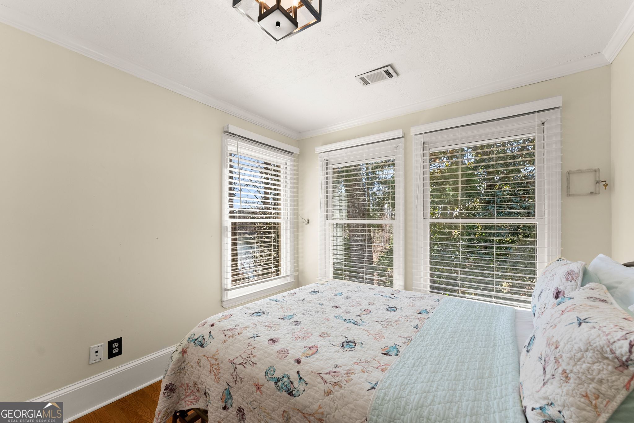 5983 Nachoochee Trail