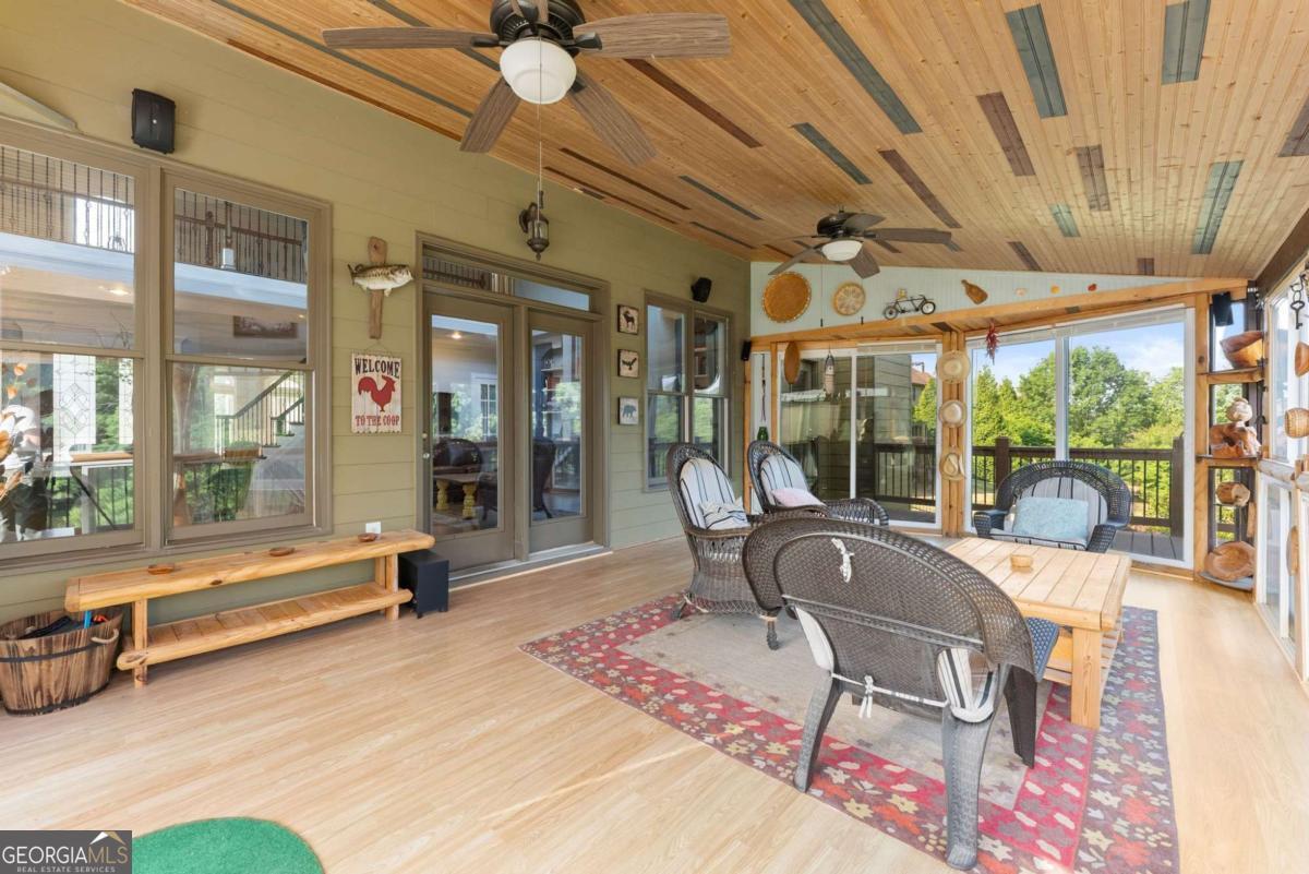 4514 Meadowland Way
