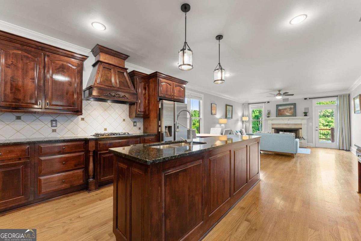 4514 Meadowland Way