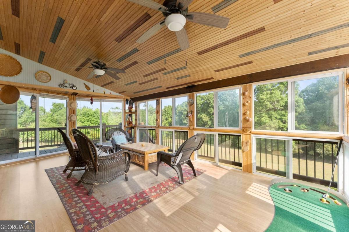 4514 Meadowland Way