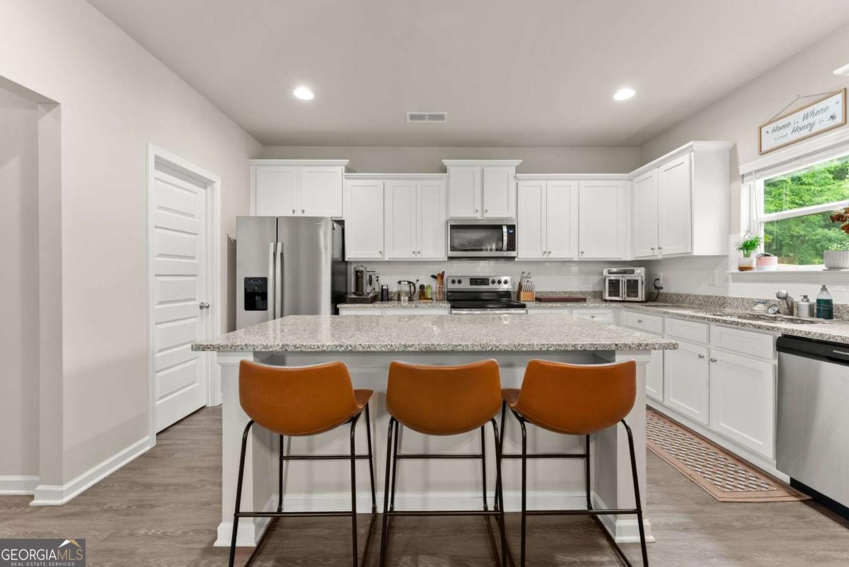 146 Waterford Circle